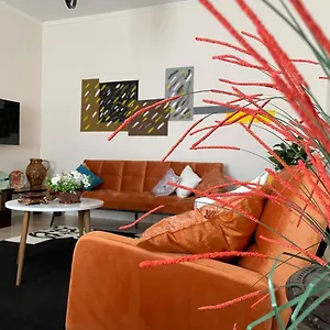 Oni Villa Tirana