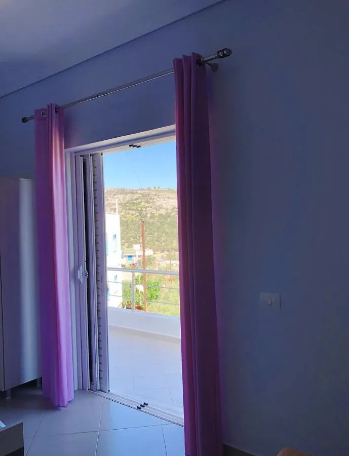 Lodge Gb Rooms Ksamil